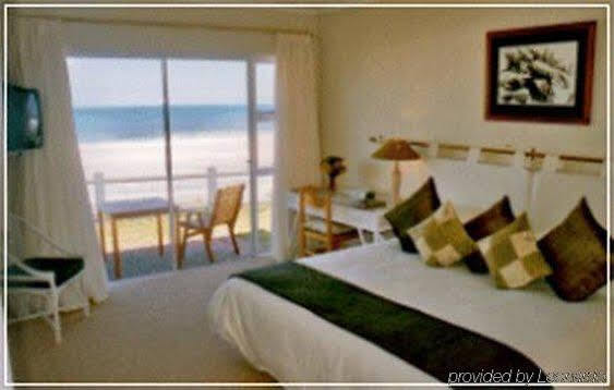 Mes Amis Beach Guest House Уилдернесс Экстерьер фото